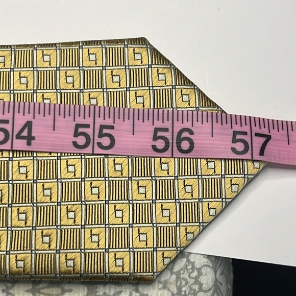 David Taylor Gold Patterned Tie - Picture 7 of 8